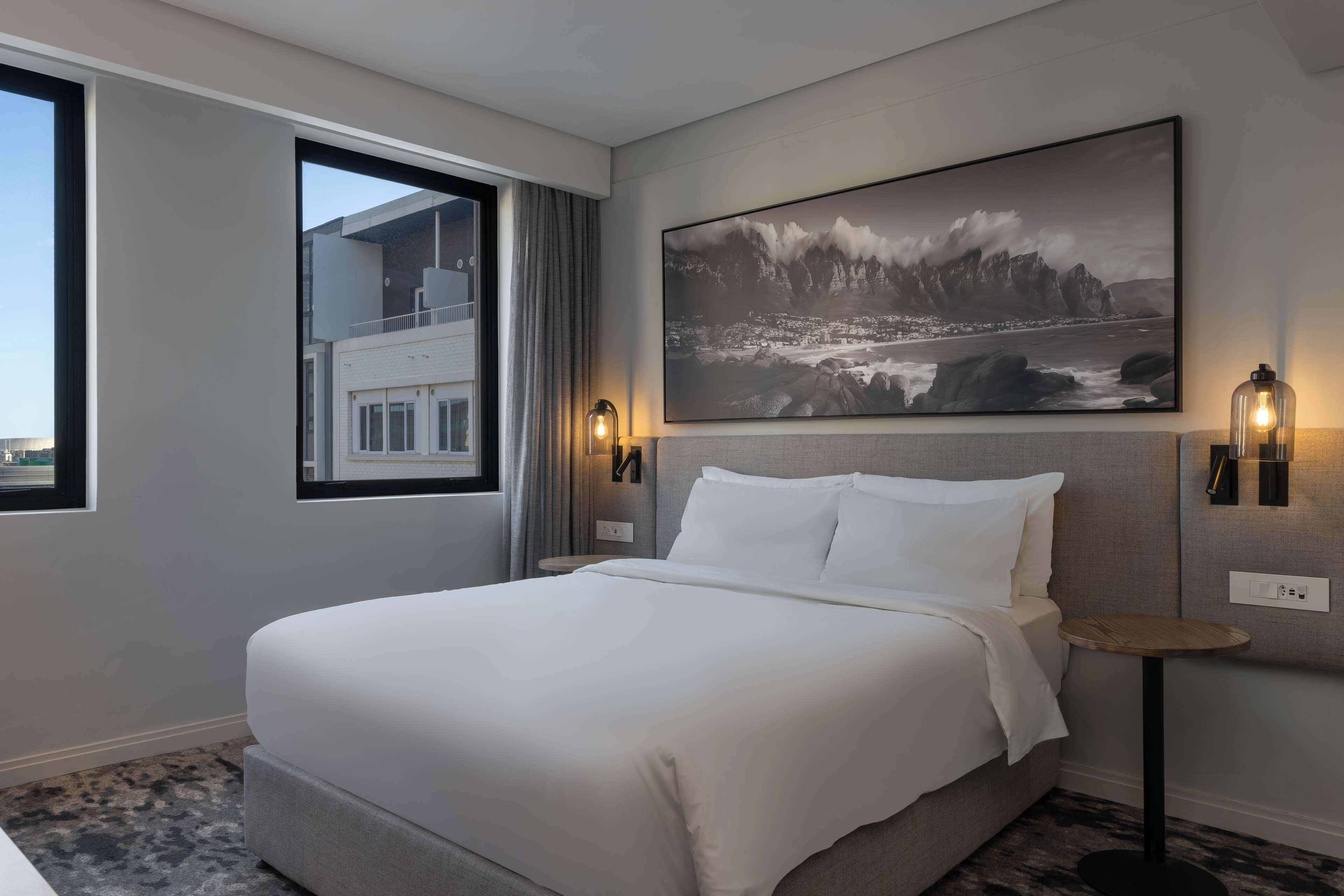 Standard Room | Premium bedding, minibar, in-room safe, individually decorated