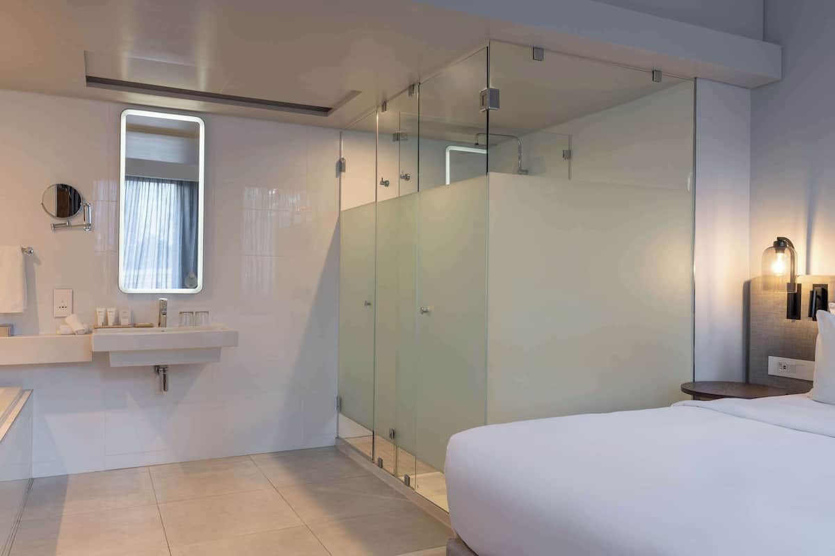 Luxury Suite, 1 Bedroom | Premium bedding, minibar, in-room safe, individually decorated
