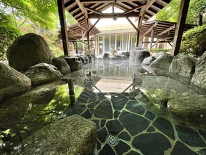Hot springs - Route-Inn Grantia Fukuokamiyawaka-wakitaonsen- (Miyawaka)