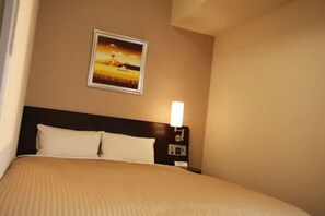 In-room safe, desk, iron/ironing board, free WiFi - Hotel Route - Inn Sapporo Chuo (Sapporo)