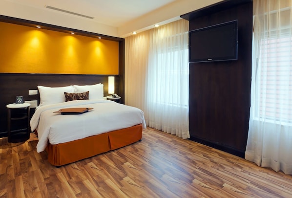 Zimmer, 1 Queen-Bett, Nichtraucher | Hochwertige Bettwaren, Daunenbettdecken, Zimmersafe