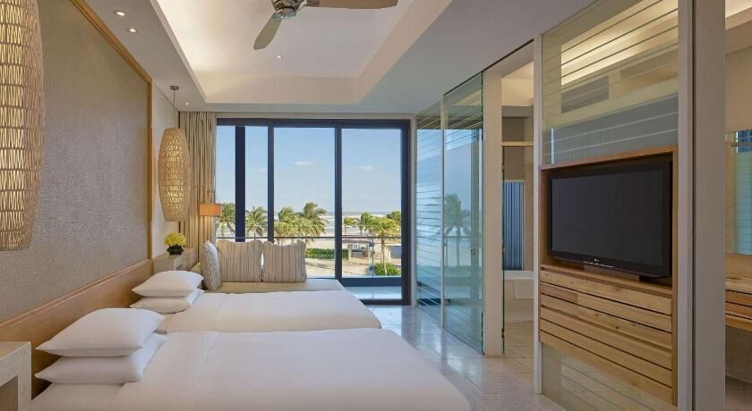 Minibar, in-room safe, individually decorated, laptop workspace