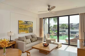 Minibar, safe på rommet og individuelt dekorert