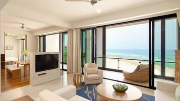Executive Suite (Regency) | Beach/ocean view