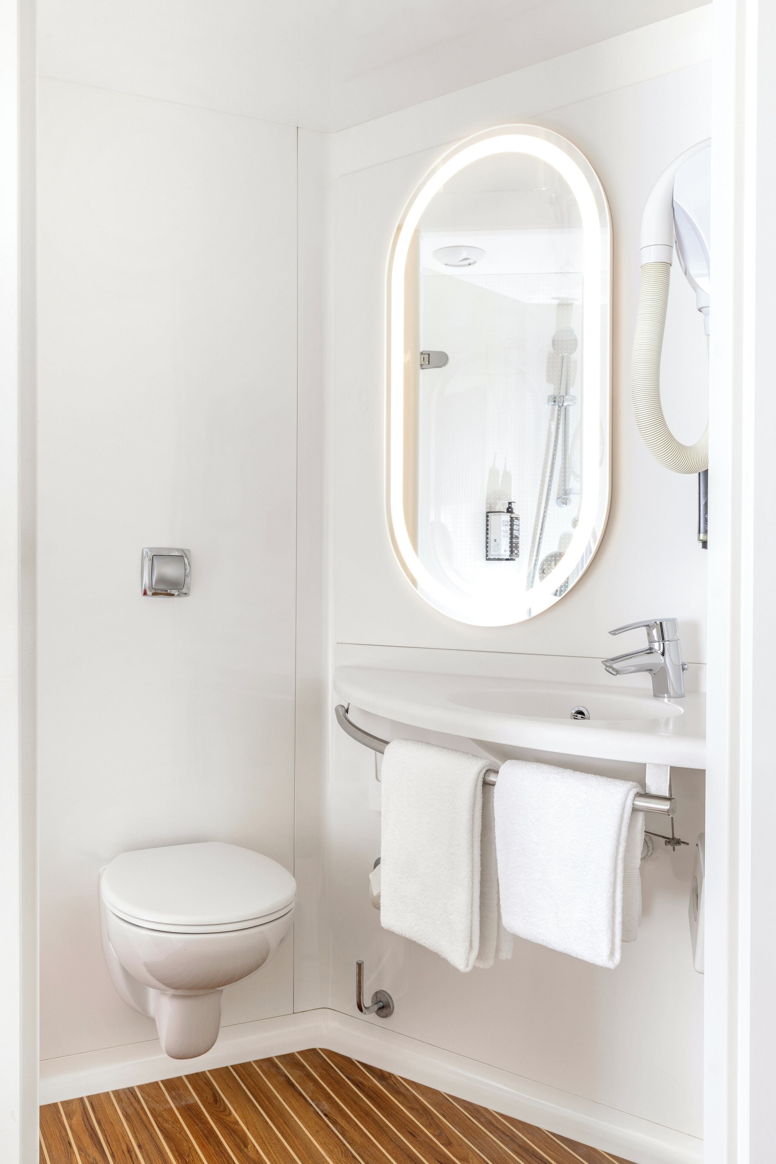 shower, eco-friendly toiletries, hair dryer