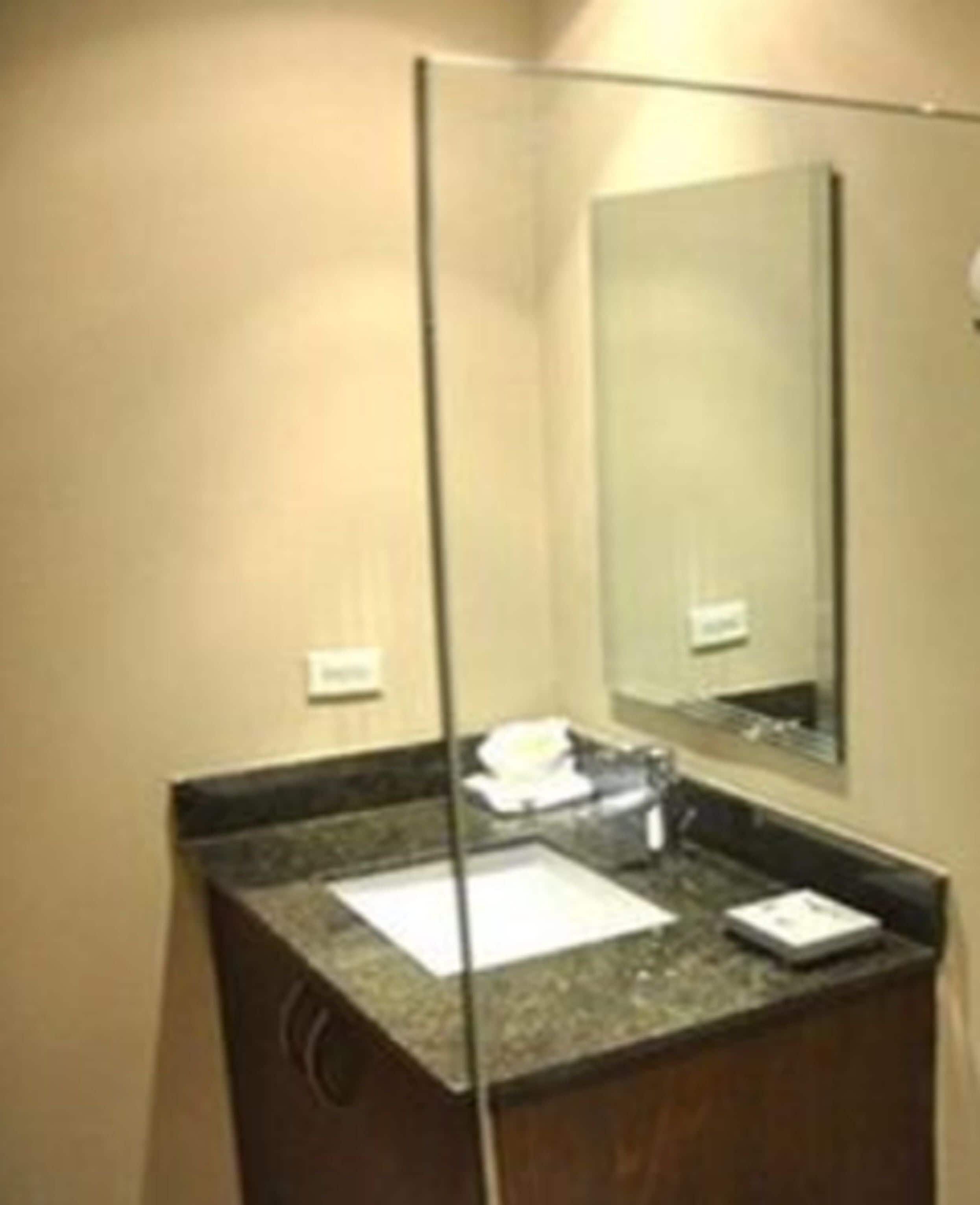 Photo - Central Park Hotel & Casino