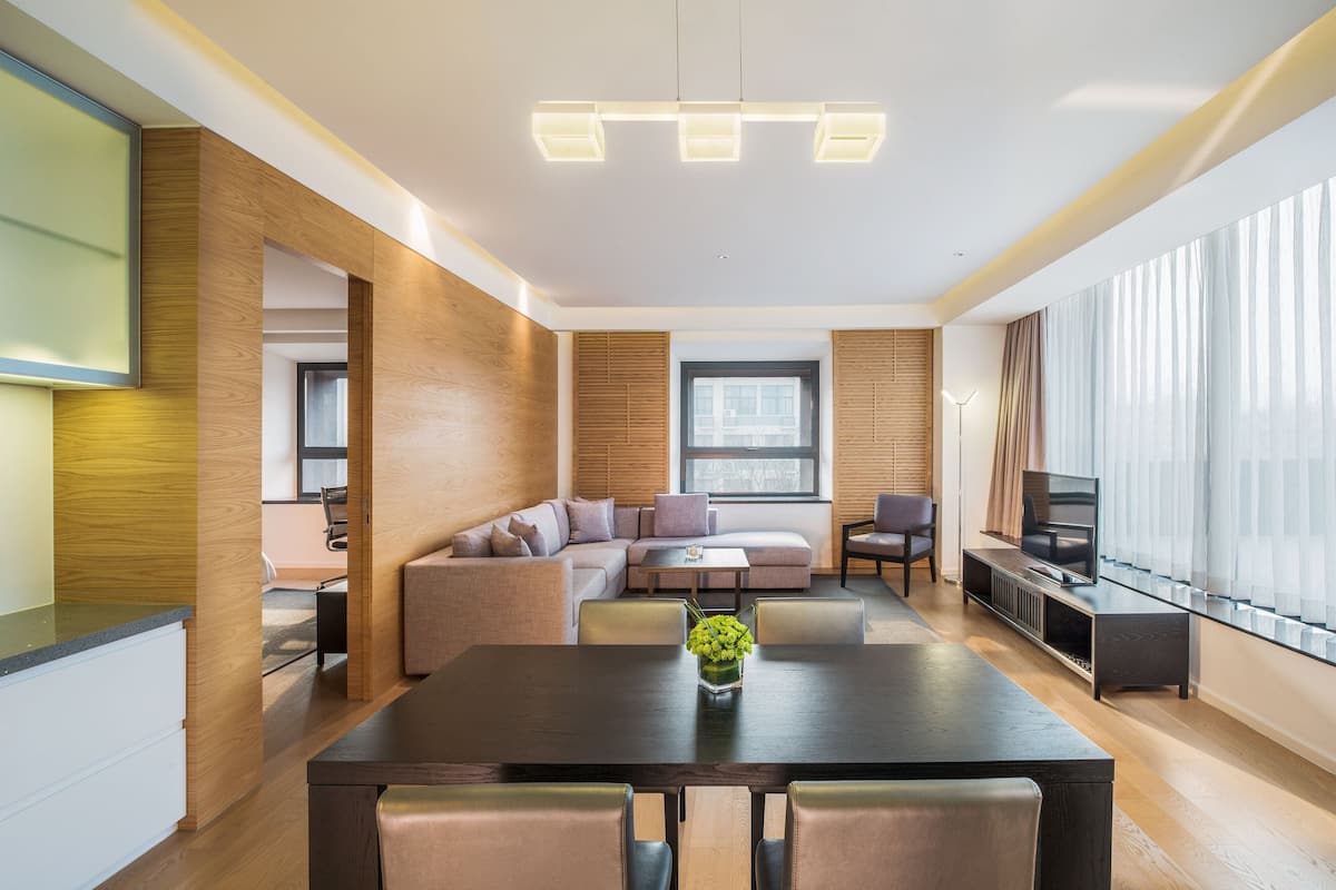 Junior Room, 1 Bedroom | Living area