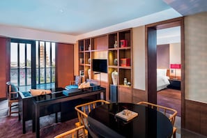 Habitación Club, 1 habitación, para no fumadores | 1 habitación, ropa de cama de alta calidad y minibar