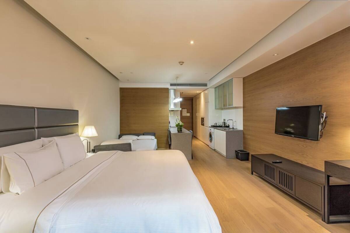 westin, family studio, 1 double bed | 1 bedroom, premium bedding, minibar, in-room safe