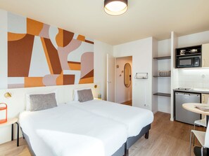 책상, 방음 설비, 무료 유아용 침대, 무료 WiFi