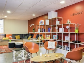 Exterior - Aparthotel Adagio Access Paris Asnières (Asnieres-sur-Seine)