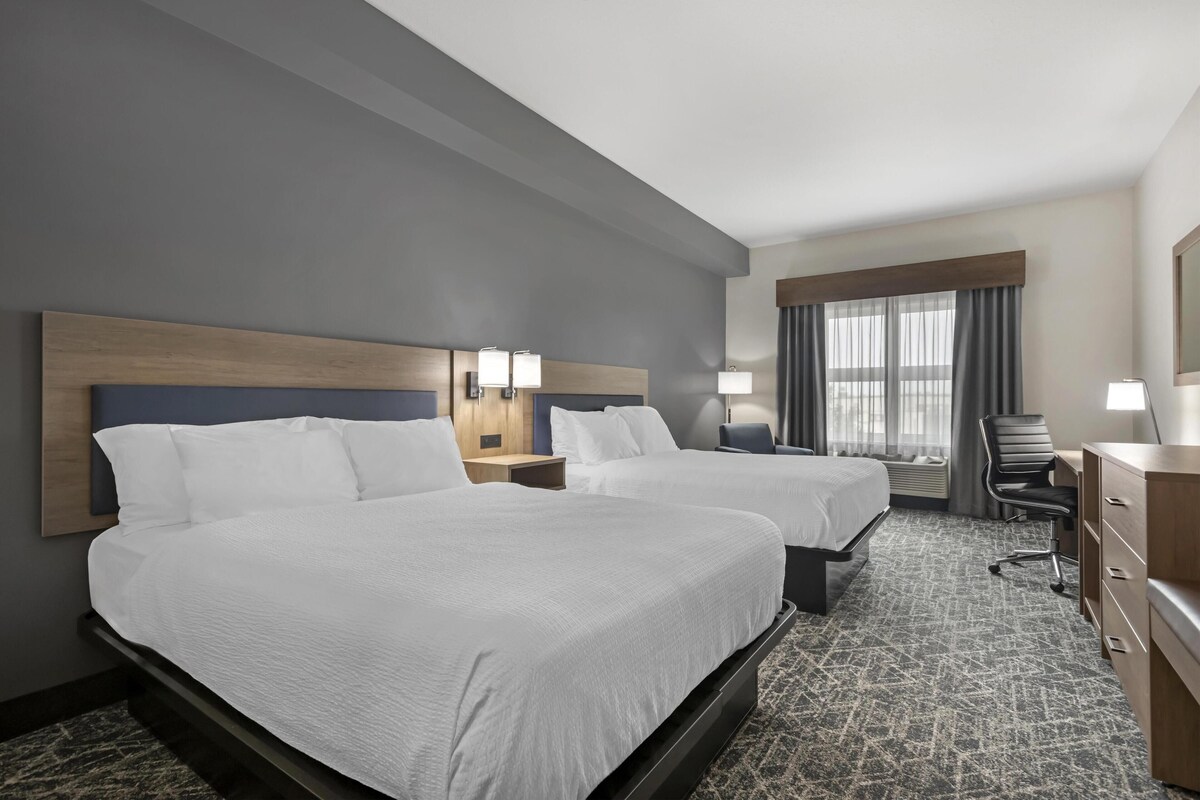 Standard Room, 2 Queen Beds, Non Smoking, Refrigerator & Microwave | Pillowtop beds, in-room safe, desk, iron/ironing board