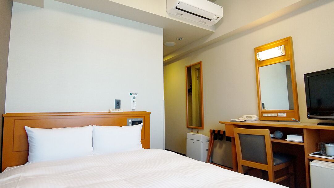 โต๊ะทำงาน, Wi-Fi ฟรี, ผ้าปูที่นอน