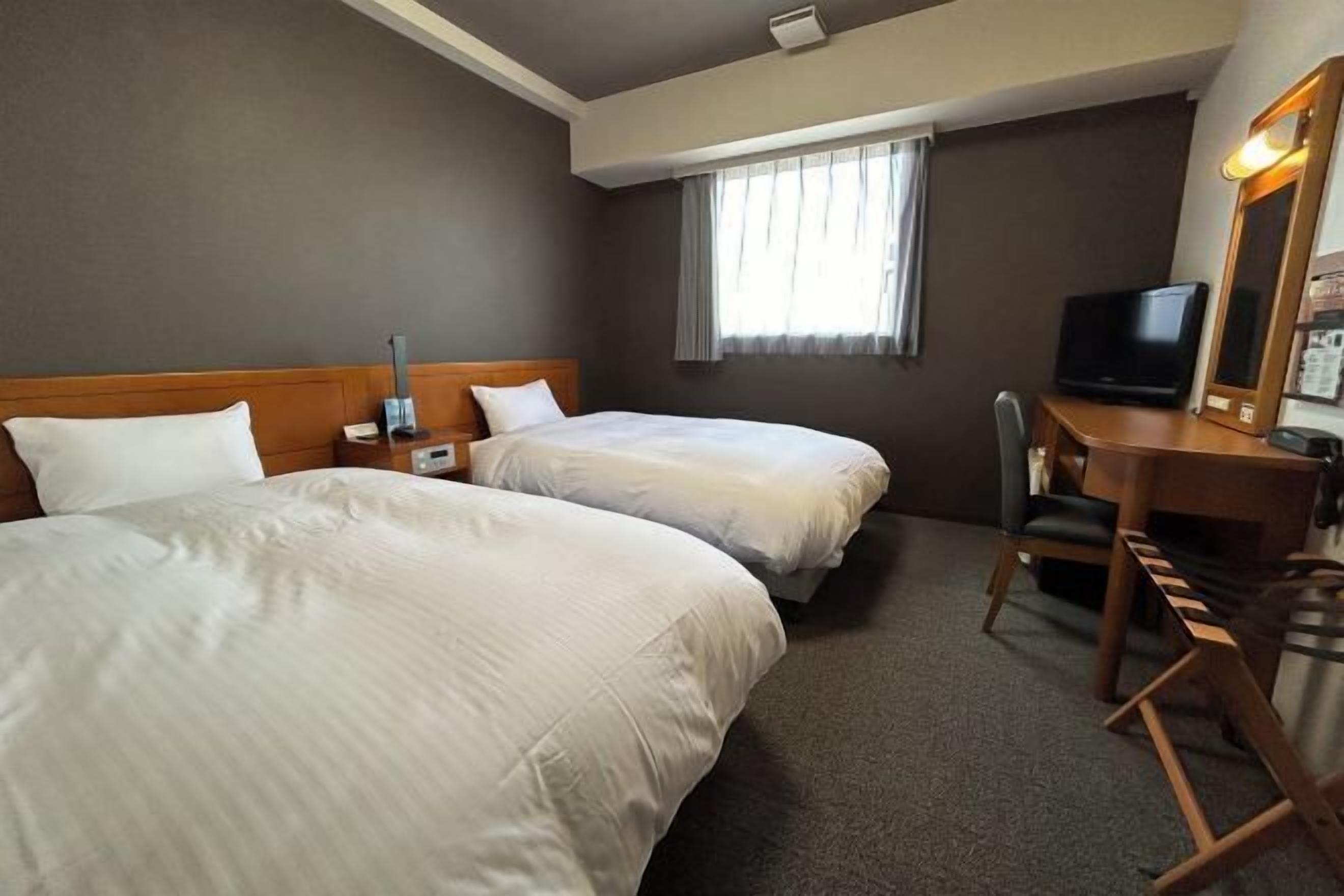 Desk, blackout drapes, iron/ironing board, free WiFi