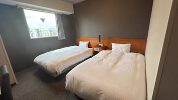 Desk, blackout drapes, iron/ironing board, free WiFi