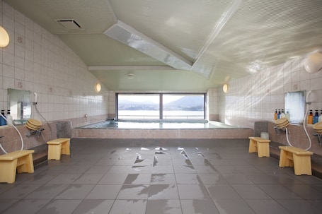 Public bath. Hotel Route - Inn Kawaguchiko