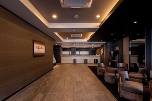 Lobby - Hotel Route-Inn Grand Tokyo Toyocho (Tokyo)