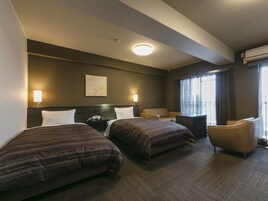 デスク、WiFi (無料)、ベッドシーツ