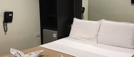 Standard Double Room, 1 Queen Bed | Free WiFi