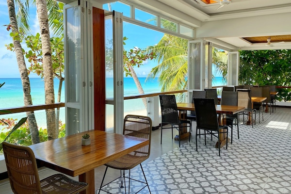 Breakfast, lunch, dinner served; Filipino cuisine