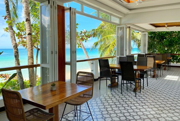 Breakfast, lunch, dinner served; Filipino cuisine - Jony's Beach Resort (Boracay Island)