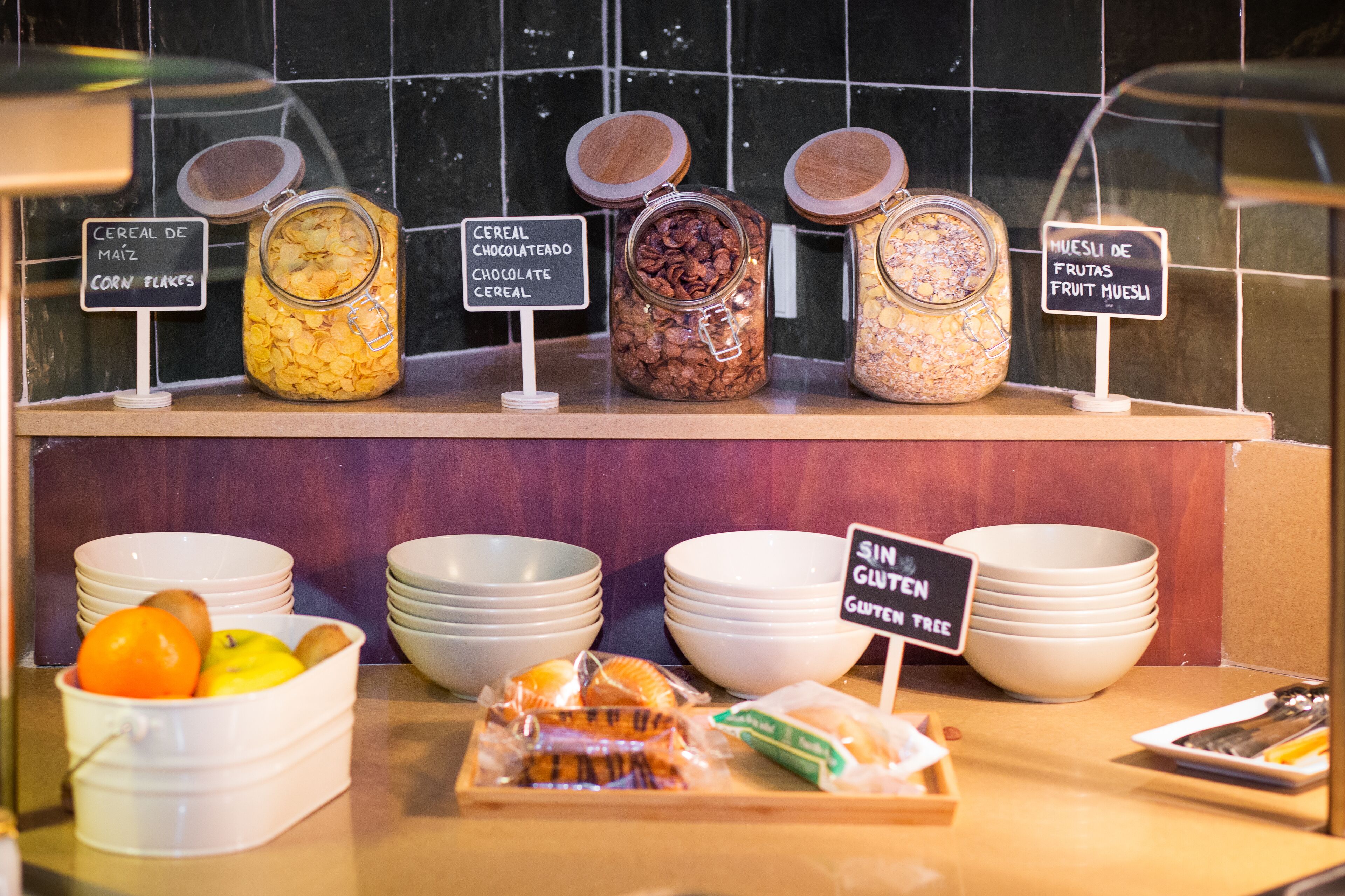 daily buffet breakfast (eur 14 per person)