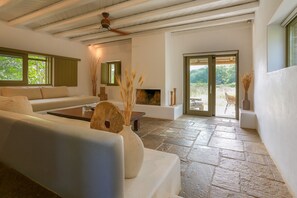 Family Villa near the beach | Living area - Onar Andros (Andros)