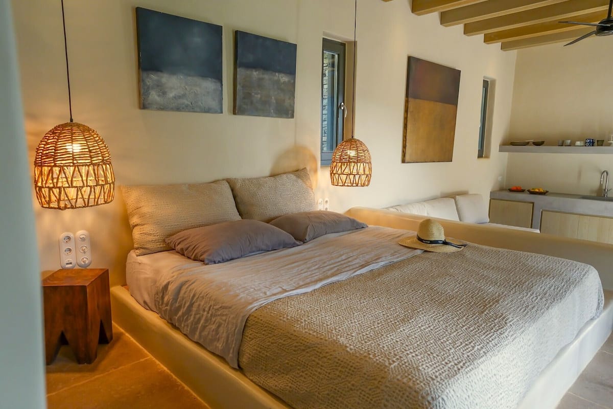 Dream House with sea view | Premium bedding, minibar, individually decorated, individually furnished