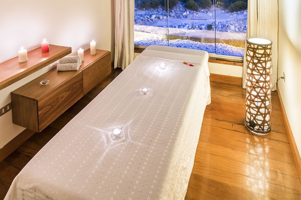 Sauna seca, banheira de hidromassagem, fontes termais/minerais