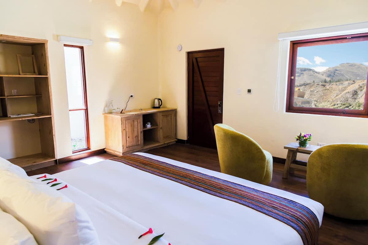 Habitación doble junior | 1 habitación, sábanas de algodón egipcio y ropa de cama de alta calidad