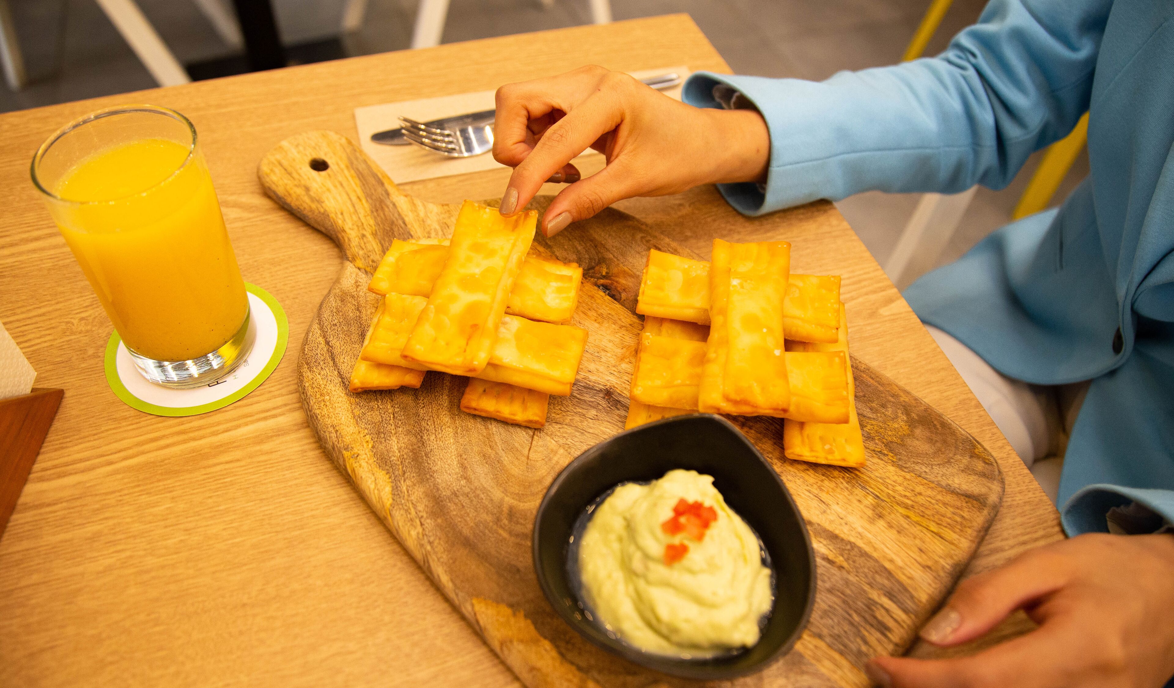 Makanan dan minuman