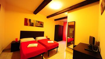 Frette Italian sheets, in-room safe, desk