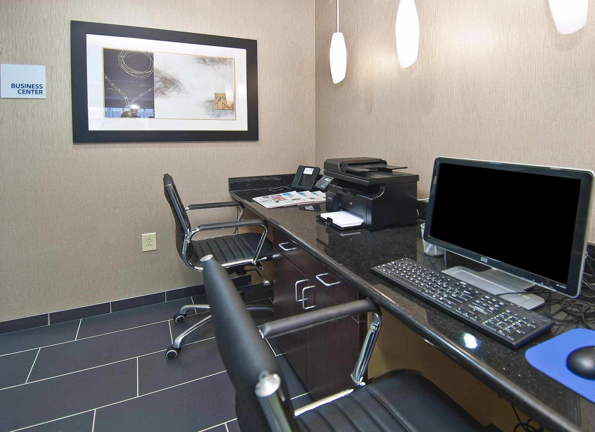 Trung tâm hành chính, văn phòng