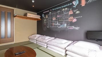 Japanese Room up to 4 guests (Non-Smoking) | Down comforters, individually decorated, desk, blackout drapes