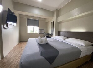 Lille - med aircondition - Lav etage (Standard room with shared bathroom) | Gratis Wi-Fi