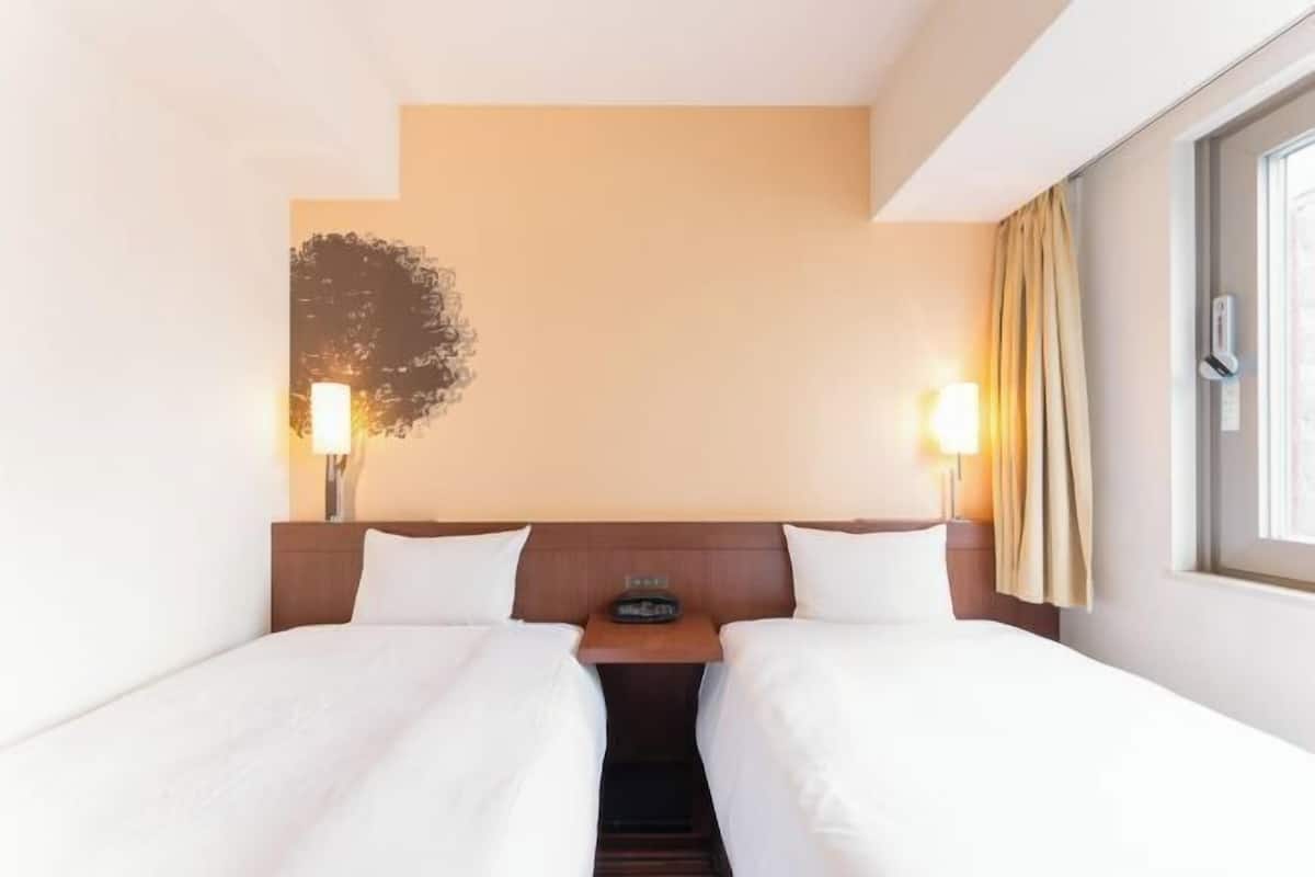 In-room safe, blackout curtains, soundproofing, iron/ironing board