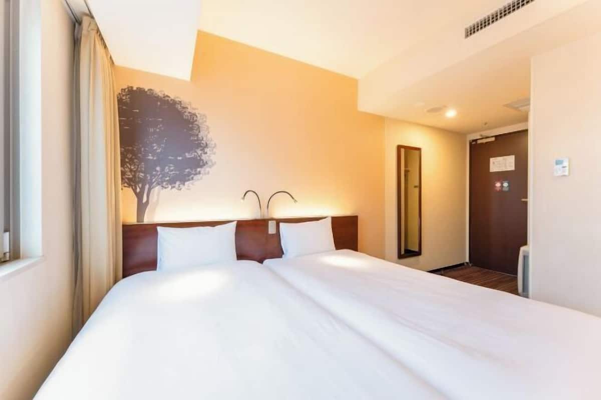 In-room safe, blackout curtains, soundproofing, iron/ironing board
