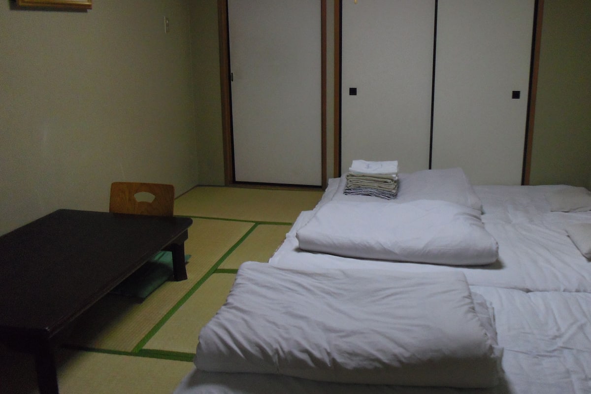 Japanese style room 6 tatami mats without Bath