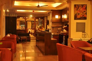 Coffee shop - Tibet Guest House (Kathmandu)