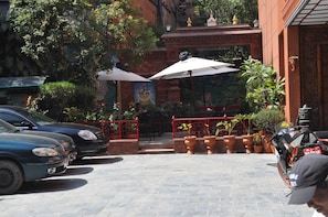 Parcheggio non assistito gratuito