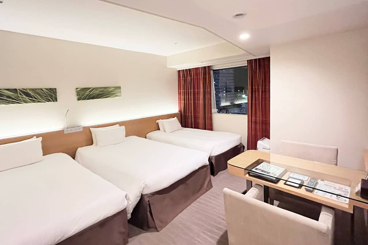 Triple Room, Non Smoking, 36 Sqm | Premium bedding, in-room safe, desk, blackout drapes