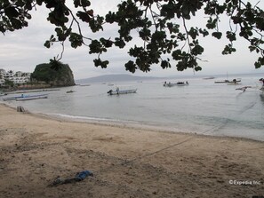 A la platja, submarinisme, immersió lleugera i bar a la platja 