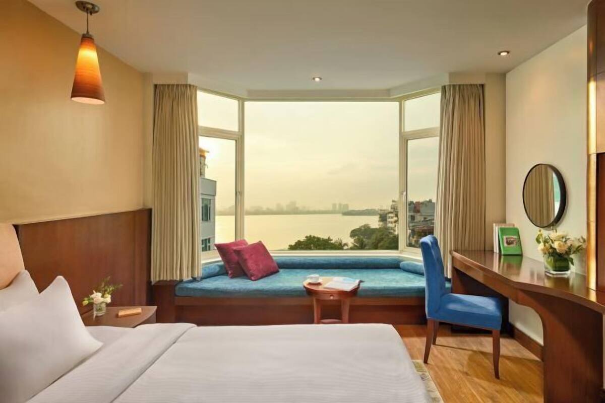 Minibar, in-room safe, desk, blackout curtains