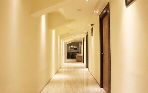 Lobby - Hotel Shree Residency (Agra)