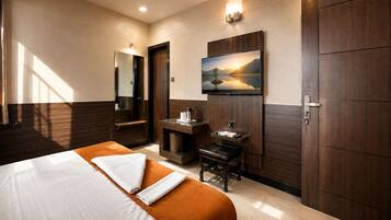 Deluxe Double Room | Premium bedding, down duvets, minibar, individually decorated