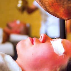 Salas de tratamiento para parejas, sauna y tratamientos corporales