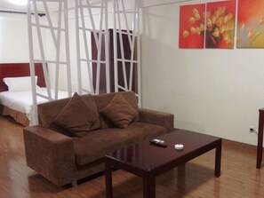 In-room safe, blackout curtains, iron/ironing board, free WiFi - Greentree Inn Weihai Shichang (Weihai)