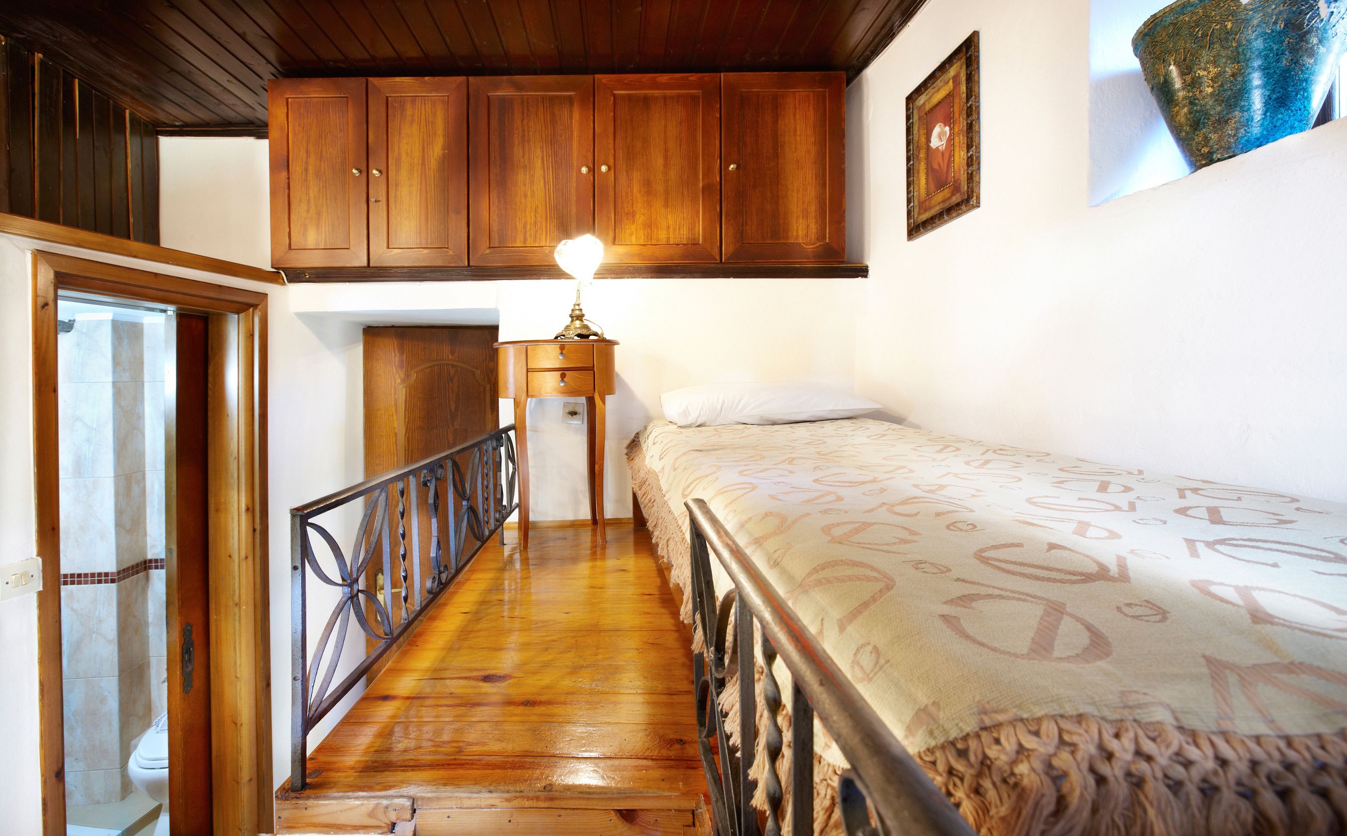 pillow-top beds, in-room safe, individually decorated