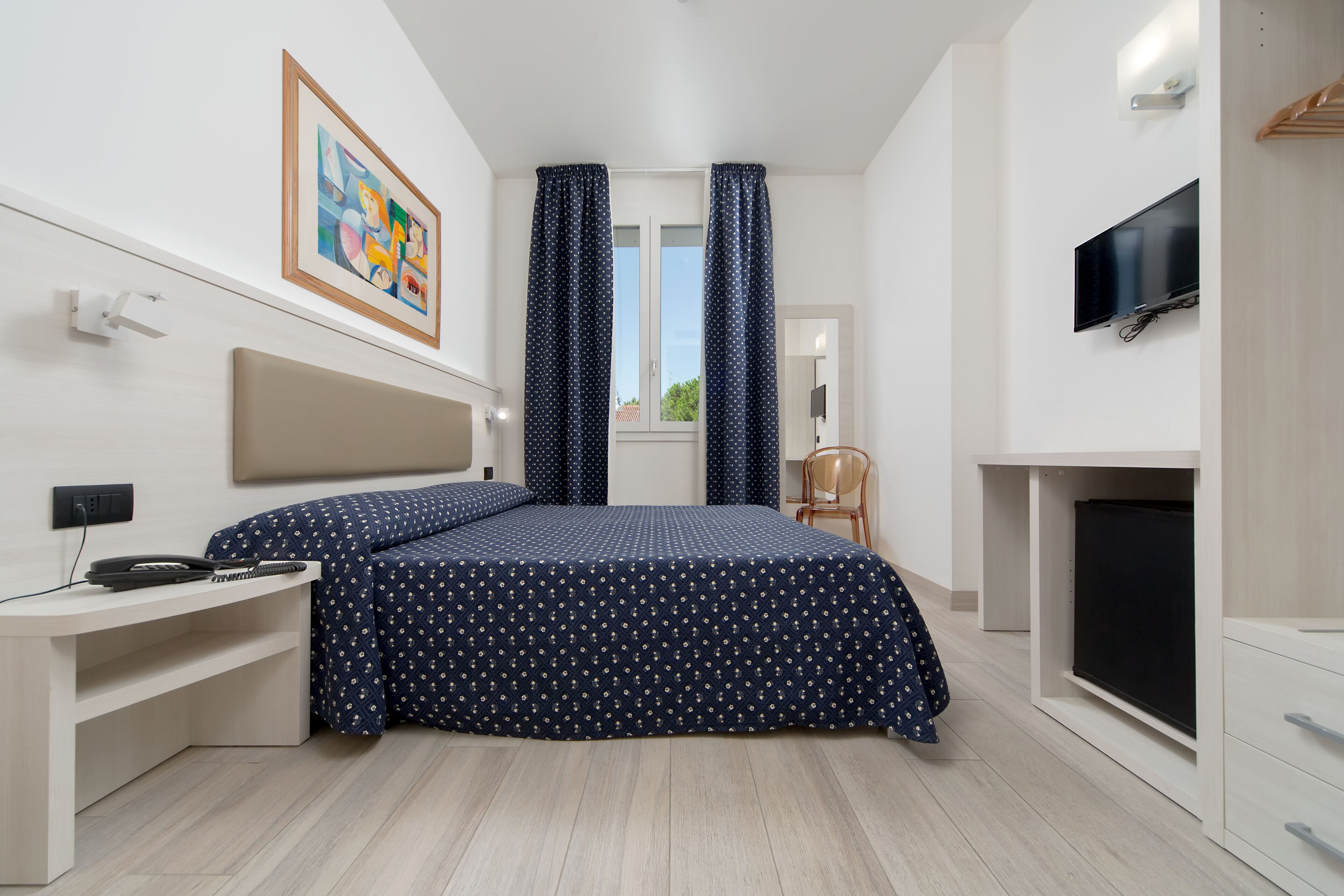 Minibar, in-room safe, desk, soundproofing