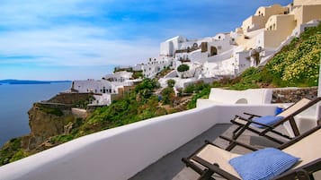 Vila luxo, 1 quarto, banheira de hidromassagem, vista para o mar (Villa Paride) | Terraço/pátio